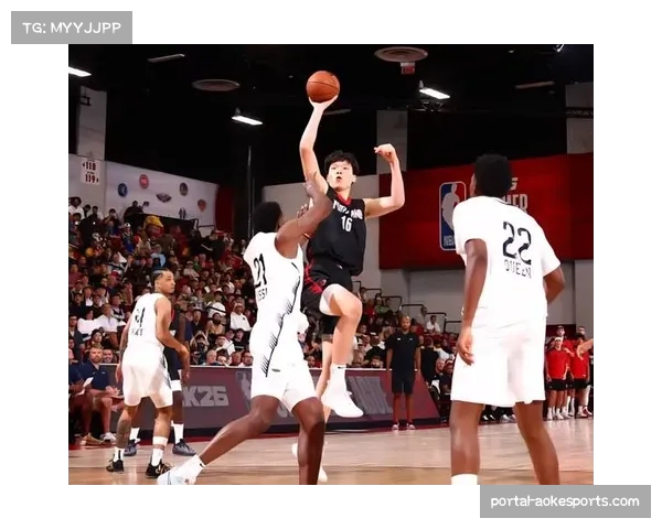 年轻球队成长阵痛：火箭关键时刻决策能力待提升